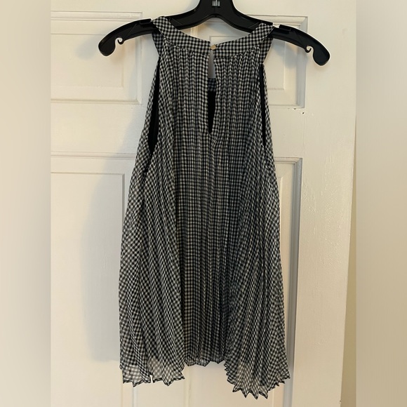 Catherine Top - Picture 3 of 3